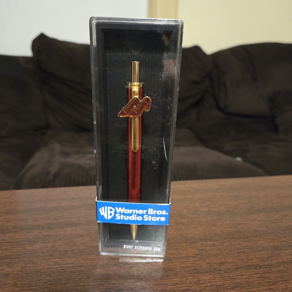 Hard to Find!! New Warner Bros. Studio Wizard of Oz Ruby Slippers Collectors Pen